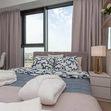 Apartly - Hanza Tower View, Parking, Pool, Sauna شقة شتشيتسين