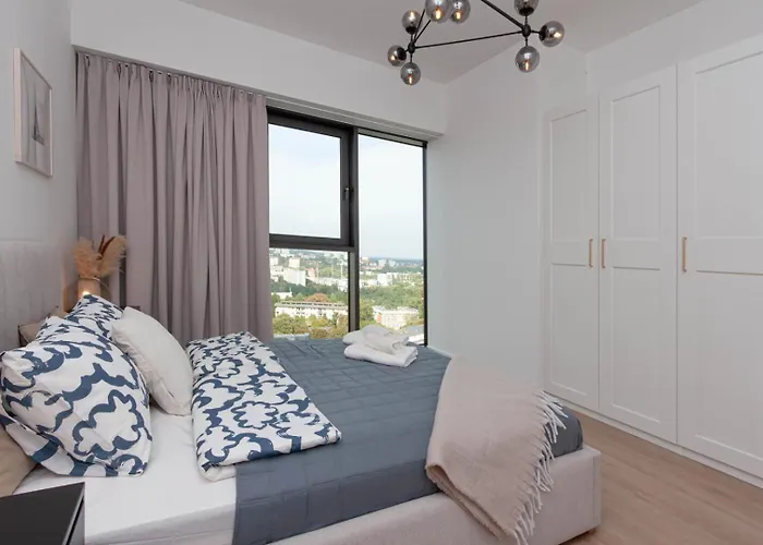 Apartly - Hanza Tower View, Parking, Pool, Sauna Apartmán *