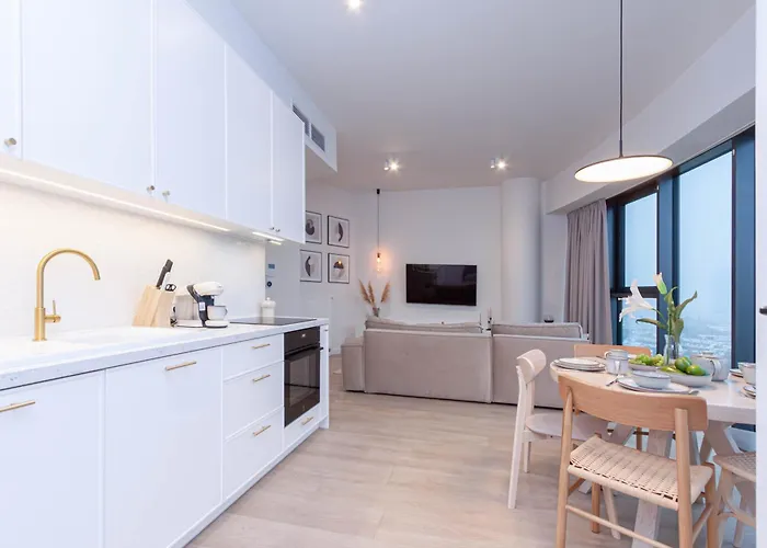 Apartly - Hanza Tower View, Parking, Pool, Sauna Apartment Stettin