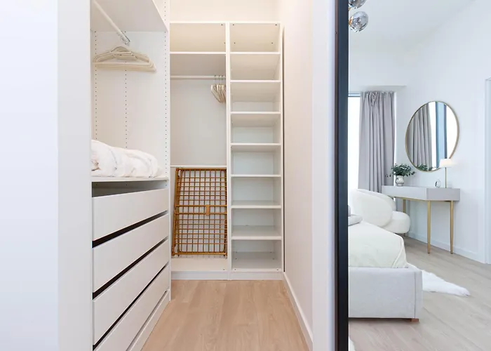 Apartment Apartly - Hanza Tower View, Parking, Pool, Sauna Stettin